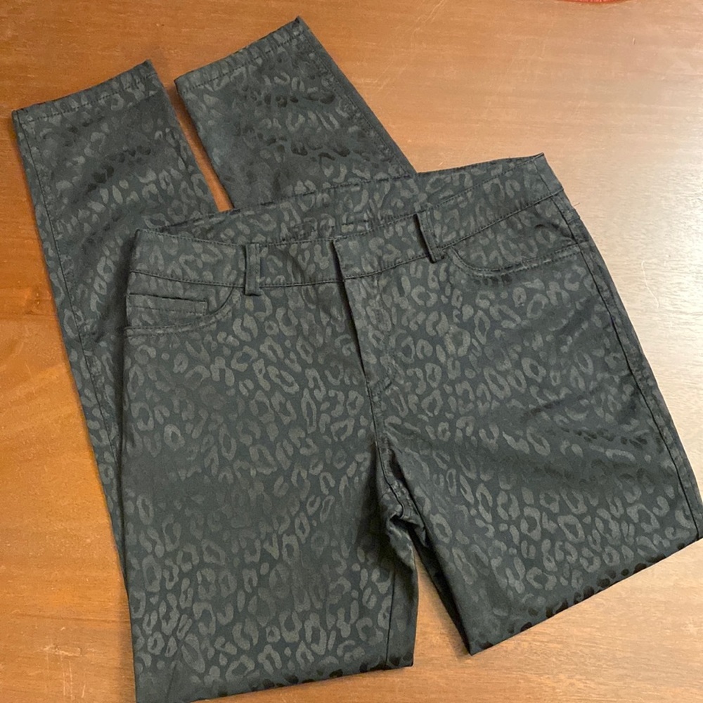 I.N. Studio Black Leopard Print Pants